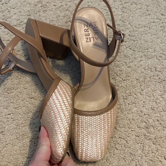 Naturalizer Women's Cream and Tan sandals - Picture 4 of 4